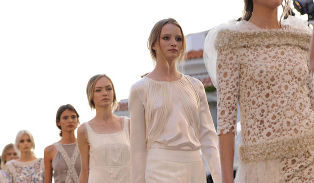 <strong>CHANEL｜シャネル</strong>　2011－2012年クルーズコレクション　©CHANEL