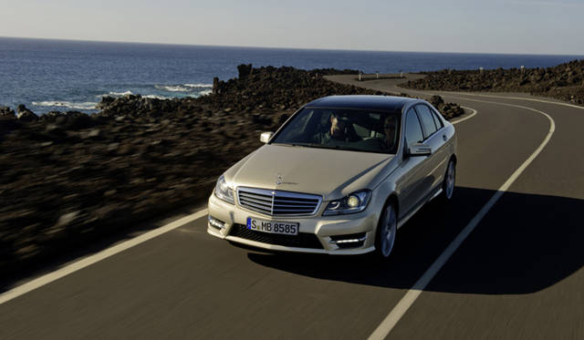 <strong>Mercedes-Benz C 350 Blue EFFICIENCY AMG Sportpackage｜メルセデス・ベンツ C 350 ブルーエフィシェンシー AMG スポーツパッケージ</strong>