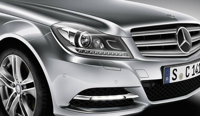 <strong>Mercedes-Benz C 350 Blue EFFICIENCY｜メルセデス・ベンツ C 350 ブルーエフィシェンシー</strong>