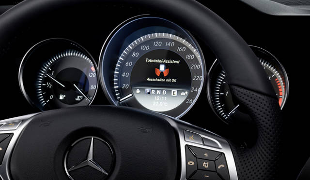 <strong>Mercedes-Benz C-Class｜メルセデス・ベンツ Cクラス</strong>