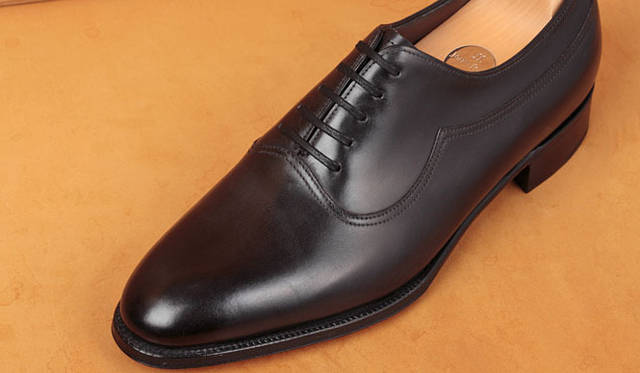 <strong>JOHN LOBB│ジョンロブ</strong>　日本限定モデル「MARLOW」