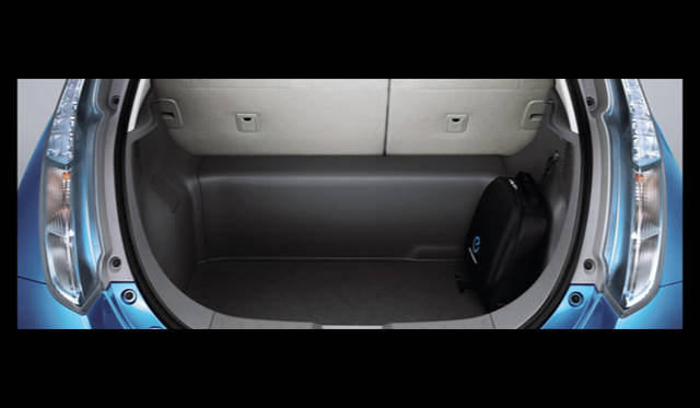 <strong>ELECTRIC DRIVING FOR SMART CITY｜日産 リーフ編</strong>