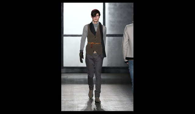 <strong>Robert Geller｜ロバート・ゲラー</strong>