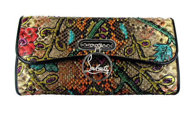 <strong>Christian Louboutin│クリスチャン ルブタン</strong>　「RIVIERA CLUTCH」クラッチバッグ [パイソンバティック] 30万9750円（クリスチャン ルブタン／クリスチャン ルブタン銀座店）