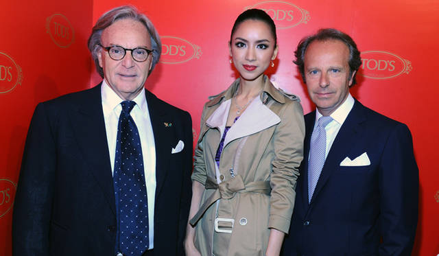 <strong>TOD’S│トッズ  「トッズ　シグネチャーコレクション」</strong>   中国のバレリーナ、ホンラン・ホウ 