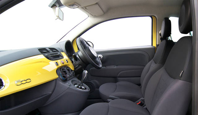 <strong>FIAT 500 POP-BI｜フィアット 500 ポップ ビー</strong>