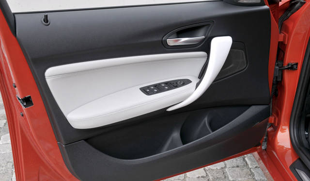 <strong>BMW 1 Series｜ビー・エム・ダブリュー 1シリーズ</strong>