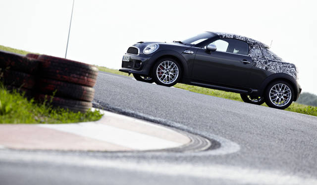 <strong>MINI Coupe｜ミニ クーペ 2シーターミニの誕生！</strong>