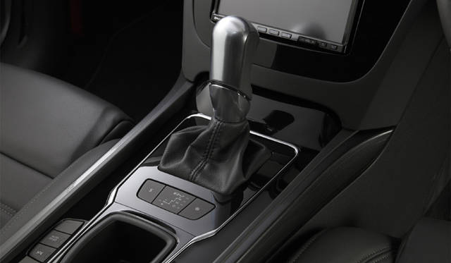 <strong>Peugeot ｜プジョー</strong>