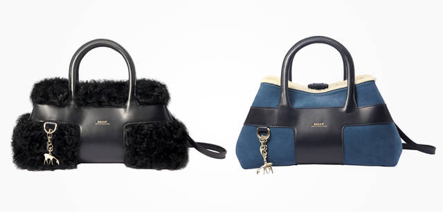 <strong>BALLY｜バリー</strong>　グラマラスな印象の「Pina（ピナ）」トートバッグ。柔らかなシーリングも特徴的。左／バッグ [W35×H19×D14cm] 20万1600円、右／バッグ [W35×H19×D14cm] 16万8000円 （ともにバリー／バリー・ジャパン）