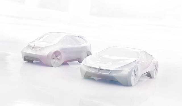 <strong>論客がポスト3.11のクルマ界を語る</strong>　未だ両モデルともに詳細はあきらかになっていないが、2013年の市場投入が目されている。