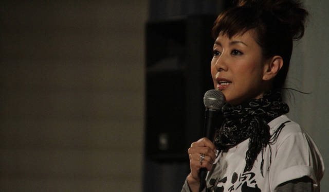 <strong>戸田恵子</strong>｜どの会場も子どもたちが元気でいてくれたことが本当にうれしかったです。しかしながらまだ笑えない子どもがいたり、夜になると泣いている子どももいると聞いています。どんなに怖かったでしょう。本当に計り知れません。