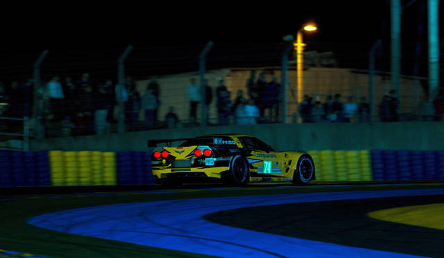 <strong>24 heures du Mans 2011｜ル・マン 24時間耐久レース 2011</strong>　シボレー・コルベット C6.R
