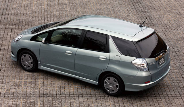 <strong>ホンダ フィット シャトル ハイブリッド｜HONDA FIT SHUTTLE HYBRID</strong>