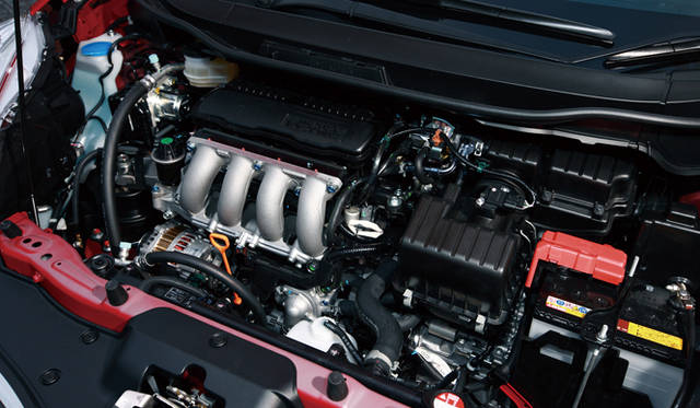 <strong>ホンダ フィット シャトル｜HONDA FIT SHUTTLE</strong>