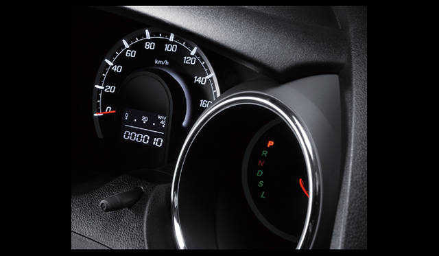 <strong>ホンダ フィット シャトル｜HONDA FIT SHUTTLE</strong>