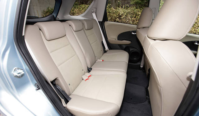 <strong>ホンダ フィット シャトル ハイブリッド｜HONDA FIT SHUTTLE HYBRID</strong>