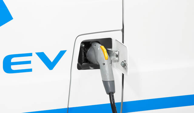 <strong>三菱 ミニキャブ・ミーブ｜MITSUBISHI MINICAB-MiEV</strong>