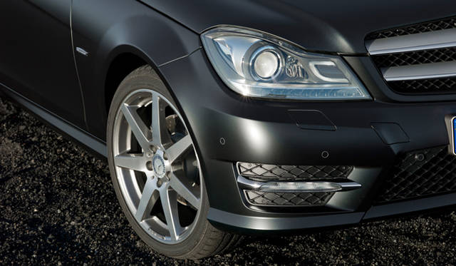 <strong>Mercedes-Benz C-Class｜メルセデス・ベンツ Cクラス</strong>