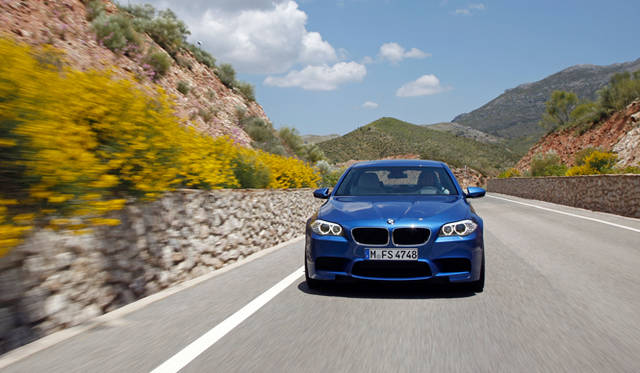 <strong>BMW M5｜ビー・エム・ダブリュー M5</strong>