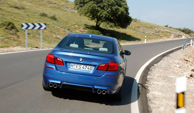<strong>BMW M5｜ビー・エム・ダブリュー M5</strong>