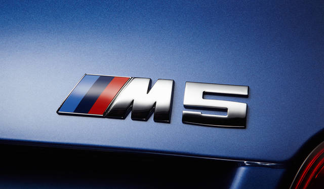 <strong>BMW M5｜ビー・エム・ダブリュー M5</strong>