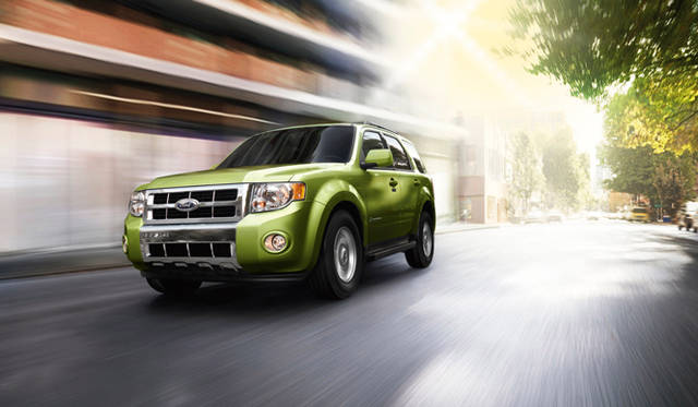<strong>Ford Escape Hybrid｜フォード エスケープ ハイブリッド</strong>