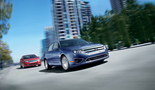 <strong>Ford Fusion Hybrid｜フォード フュージョン ハイブリッド</strong>
