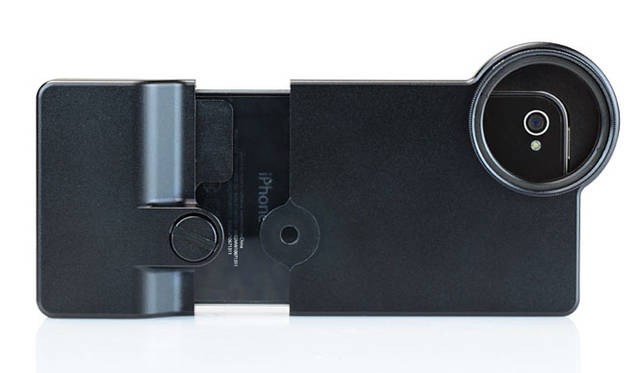 <strong>Turtleback｜タートルバック</strong>　カメラ型 iPhone 4専用ケース「Turtleback TurtleJacket for iPhone 4」　