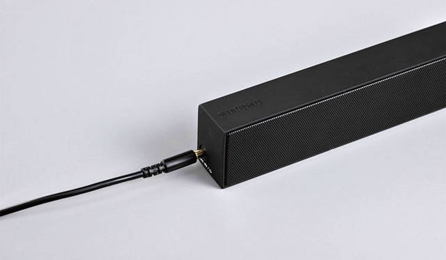 <strong>trystrams｜トライストラムス</strong>　本格派ポータブルスピーカー「X-ViZ」