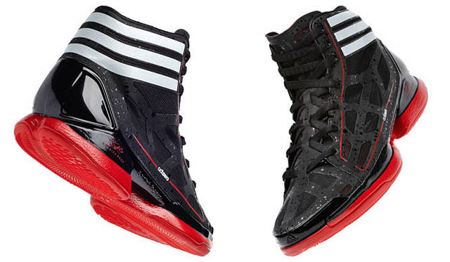 <strong>adidas｜アディダス</strong>　バスケットシューズ「adizero crazy light（アディゼロ クレイジー ライト）」