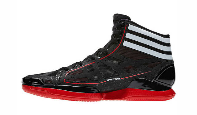 <strong>adidas｜アディダス</strong>　バスケットシューズ「adizero crazy light（アディゼロ クレイジー ライト）」