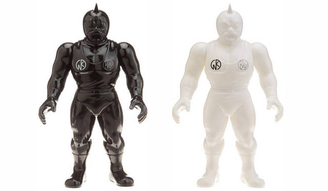 <strong>BEAUTY＆YOUTH UNITED ARROWS｜ビューティ＆ユース ユナイテッドアローズ</strong>　「KINNIKUMAN×BEAUTY&YOUTH 限定ボックス」（キン肉マンT シャツ、フィギュア、キャップセット）　©YUDETAMAGO/STUDIO EGG Co.,Ltd.<br>