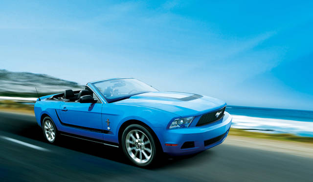 <strong>Ford Mustang V6 Sport Appearance｜フォード マスタング V6 スポーツアピアランス</strong>