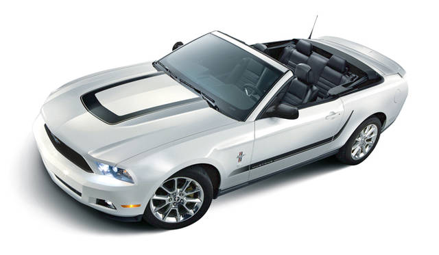 <strong>Ford Mustang V6 Sport Appearance｜フォード マスタング V6 スポーツアピアランス</strong>