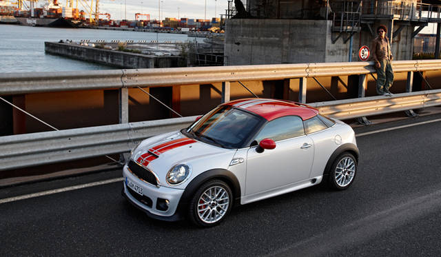 <strong>MINI Coupe｜ミニ クーぺ</strong>