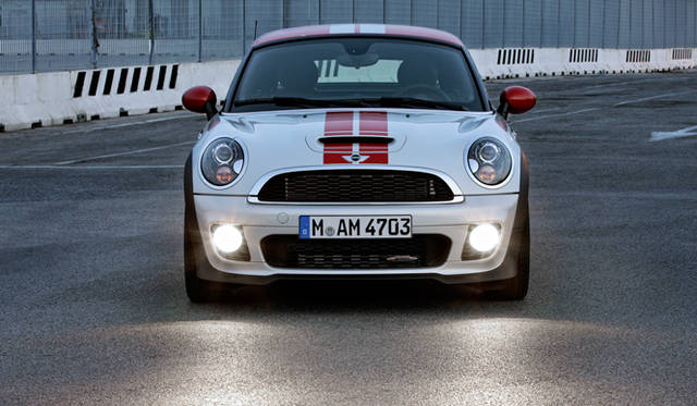 <strong>MINI Coupe｜ミニ クーぺ</strong>
