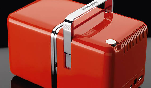 <strong>LIVING MOTIF｜リビング・モティーフ</strong>　インターネットラジオ「Radiocubo.it」