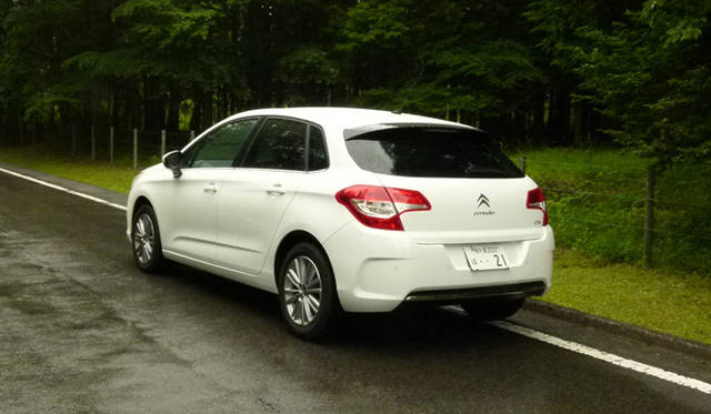 <strong>CITROEN C4｜シトロエン C4</strong>　セダクション