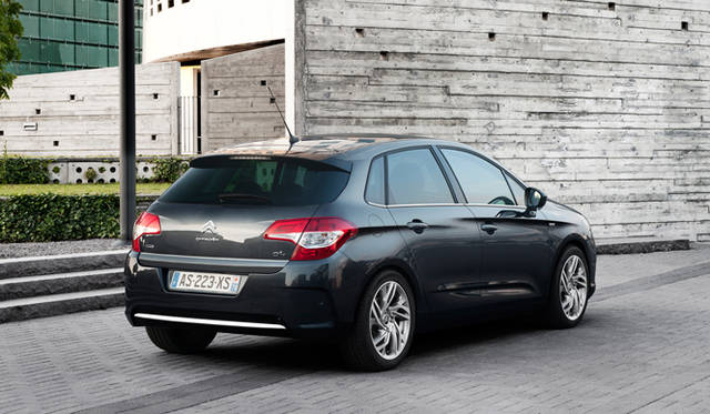 <strong>CITROEN C4｜シトロエン C4</strong>