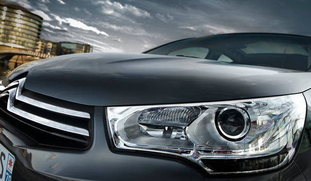 <strong>CITROEN C4｜シトロエン C4</strong>