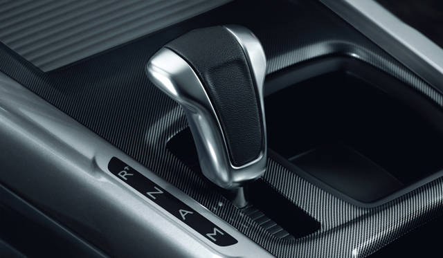 <strong>CITROEN C4｜シトロエン C4</strong>