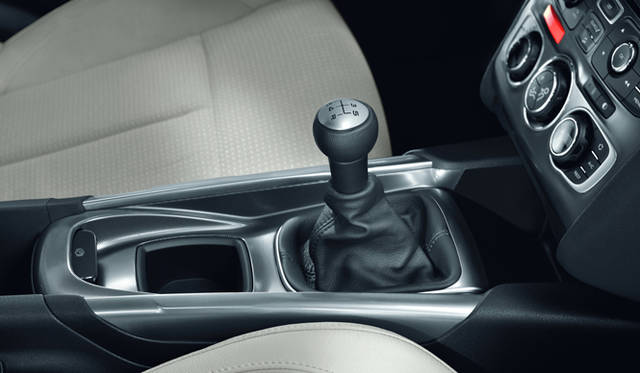 <strong>CITROEN C4｜シトロエン C4</strong>