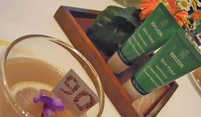 <strong>SAKURA｜第14回 これからの夏は、グリーン・ビューティ？</strong>　90周年を迎えた「ヴェレダ」発表会より。