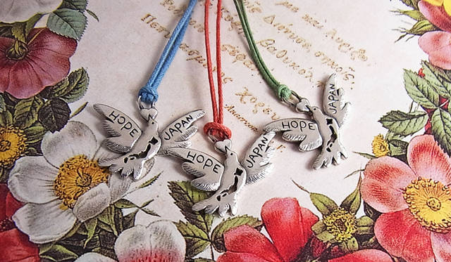 　日本復興を願うラッキーチャーム“Jay’s HOPE”