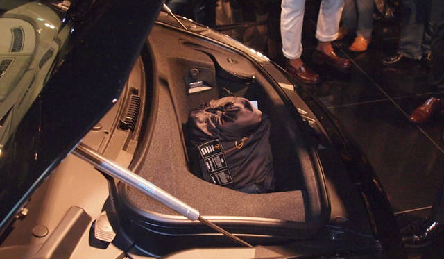 <strong>Lamborghini Gallardo LP550-2 Tricorole｜ランボルギーニ ガヤルドLP 550-2 トリコローレ</strong>