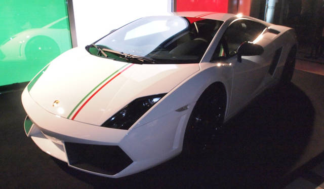 <strong>Lamborghini Gallardo LP550-2 Tricorole｜ランボルギーニ ガヤルドLP 550-2 トリコローレ</strong>