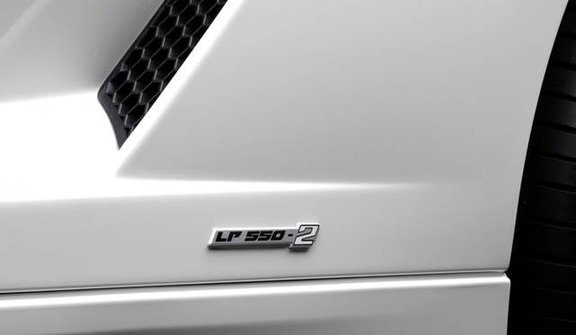 <strong>Lamborghini Gallardo LP550-2 Tricorole｜ランボルギーニ ガヤルドLP 550-2 トリコローレ</strong>