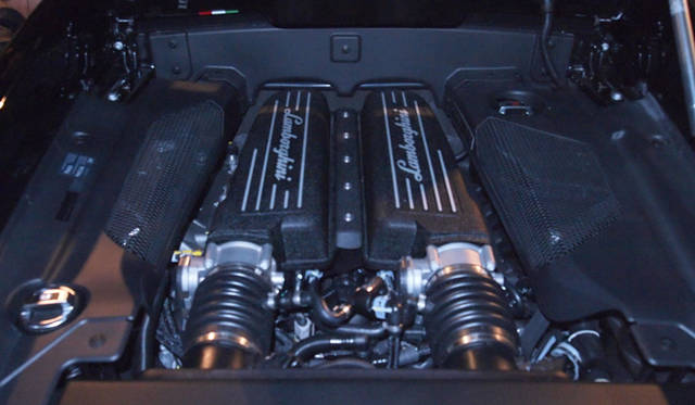 <strong>Lamborghini Gallardo LP550-2 Tricorole｜ランボルギーニ ガヤルドLP 550-2 トリコローレ</strong>