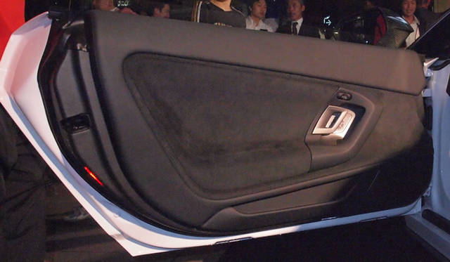 <strong>Lamborghini Gallardo LP550-2 Tricorole｜ランボルギーニ ガヤルドLP 550-2 トリコローレ</strong>